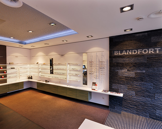 Brillen im Ladengeschäft – Optikhaus Blandfort